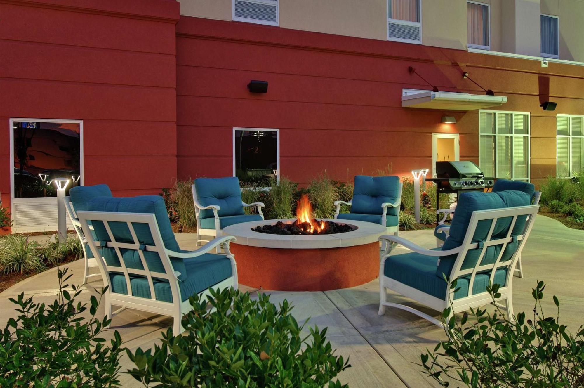 Hampton Inn & Suites Knoxville-Turkey Creek Farragut Exterior photo