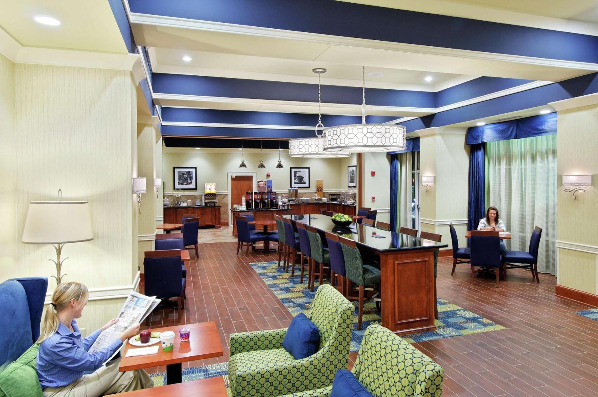 Hampton Inn & Suites Knoxville-Turkey Creek Farragut Exterior photo